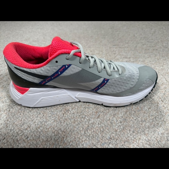 Diadora Mythos Blushield Elite Hip Mens Size 11 Gray Running Shoes Sneakers - Picture 6 of 7